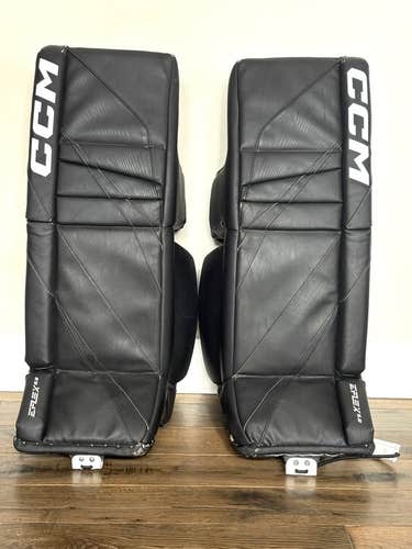 32" 2024 CCM EFlex 6.9 Goalie Leg Pads (Used)