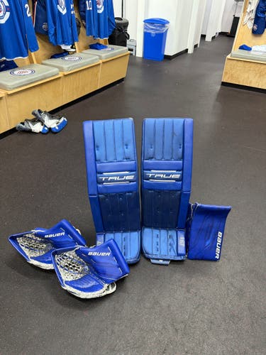 35" True L87 Full Right Goalie Pads with Bauer Shadow Glove/Blocker Pro Stock (Used)