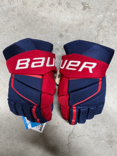 15” Bauer Vapor Hyperlite Gloves Team USA Pro Stock (New)