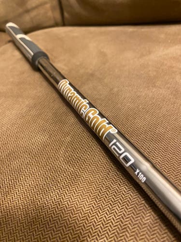 Dynamic Gold 120g x100 8 Iron Extra Stiff Flex Steel Shaft (New)