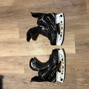CCM Tacks XF 90 Hockey Skates Regular Width Size 4.5 (Used)