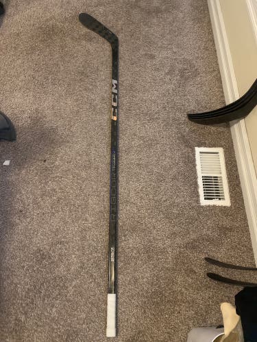 Senior CCM Ribcor Trigger 9 Pro Left Hand Hockey Stick P28 85 Flex (Used)