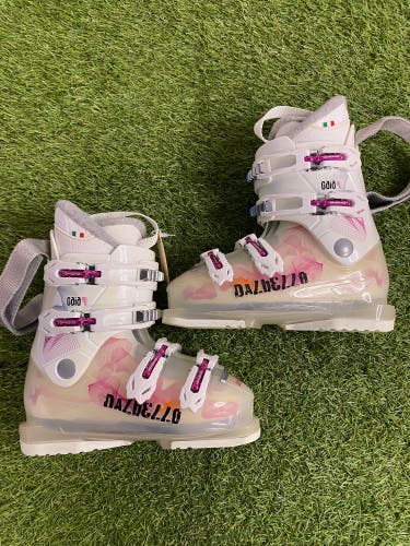 Mondo 22.5 Kid's Dalbello Gaia 4 Ski Boots Soft Flex (Used)