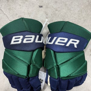 15” Bauer Vapor 2x Pro Gloves NCAA Pro Stock (New)