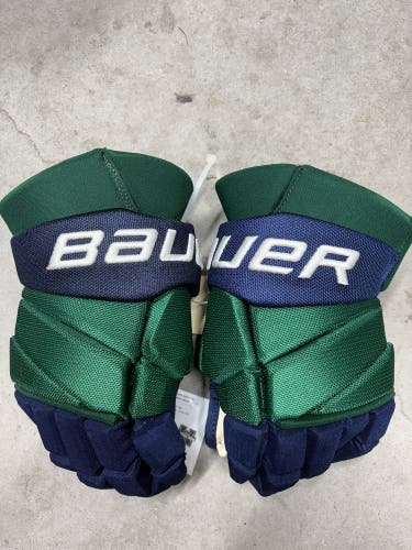 15” Bauer Vapor 2x Pro Gloves NCAA Pro Stock (New)