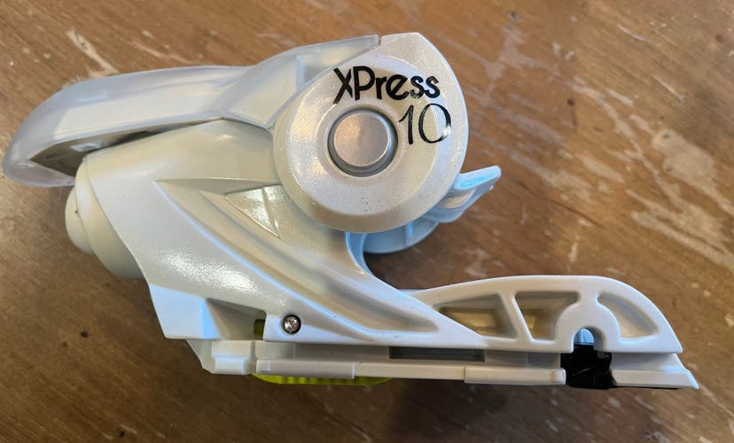 NEW Look Xpress w10 GW Binding Parts — needs corresponding plate to be installed.