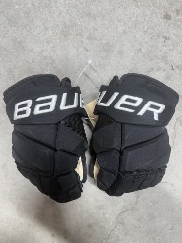 14” Bauer Vapor Hyperlite Gloves Dallas Stars Pro Stock Game Used (Like New)