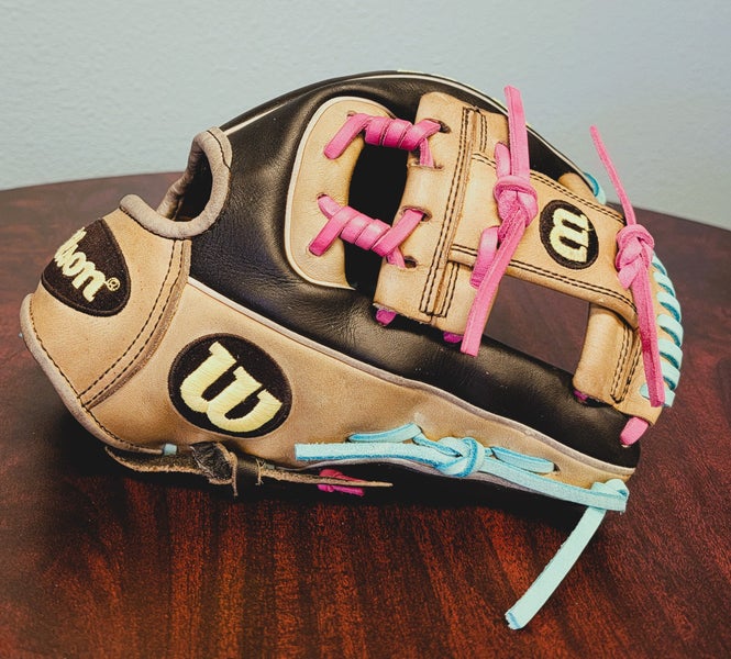 Wilson A2000 1786 11.5" Excellent Condition Fully Reconditioned BEAUTIFUL GLOVE!!!