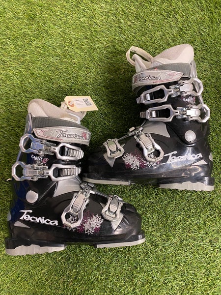 Mondo 24 & 24.5 Kid's Tecnica Esprit 8 Ski Boots (Used)