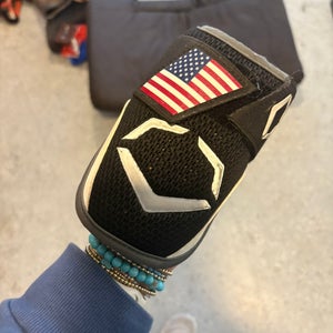 Black Senior EvoShield Elbow Guard Elbow Protection (Used)