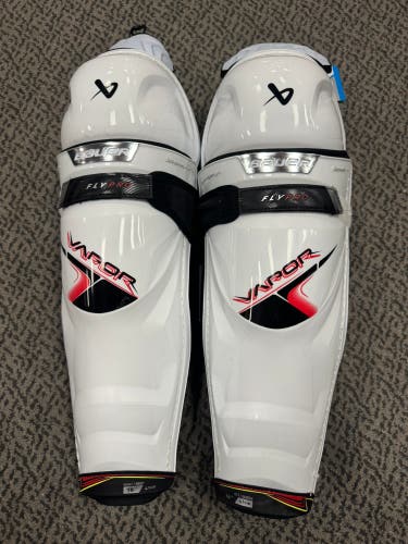 Senior Bauer Vapor Flypro 16" Shin Pads (New)