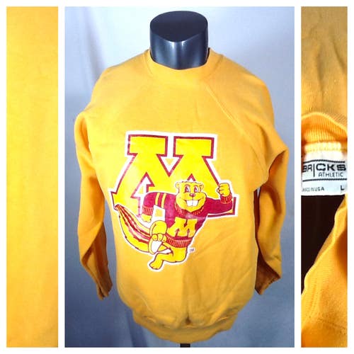 Vintage 90’s Minnesota Gophers Crewneck Sweatshirt (Large-Short Length) Gold