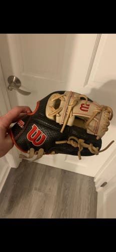 Wilson A2000 RH Infield Baseball Glove 11.25" (New)
