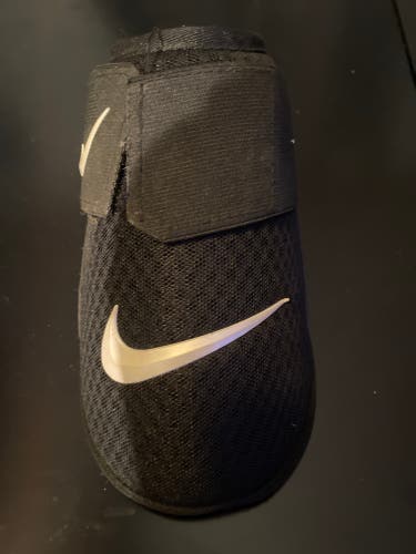 Black Junior Nike Elbow Protection (New)
