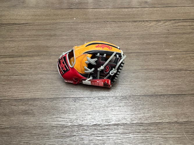 New Rawlings Heart of the Hide 11.5" I Web