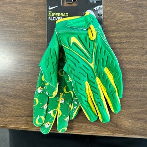 Oregon Duck PE team issued gloves
