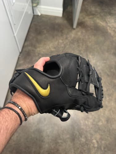 Nike Alpha Huarache RH Infield Baseball Glove 11.25" (New)