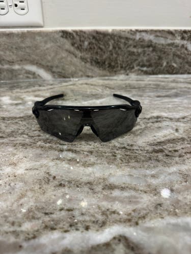 Men's Oakley Radar EV Sunglasses (Used)