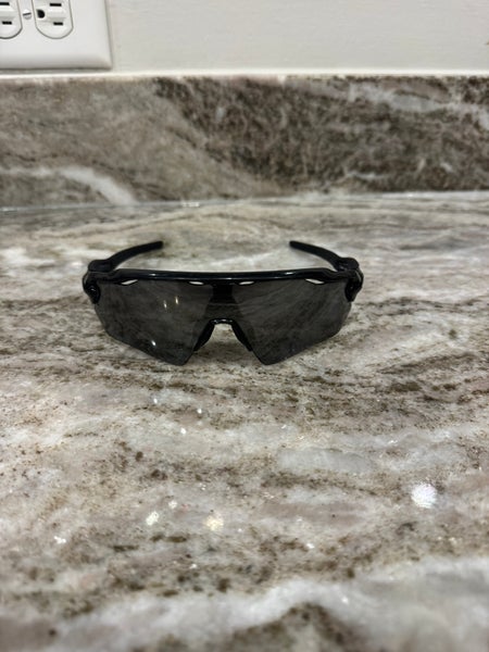 Men's Oakley Radar EV Sunglasses (Used)