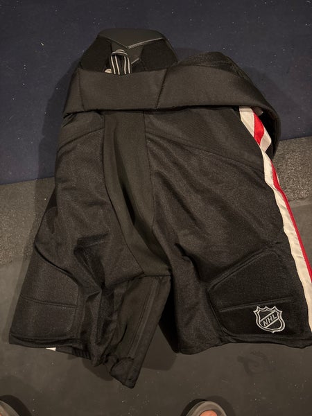 Senior Medium Warrior Covert QRL Hockey Pants (New)