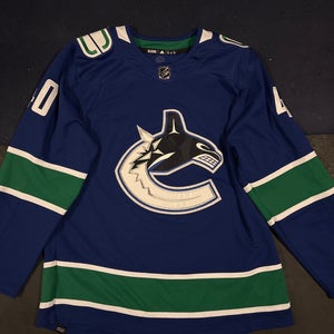 Vancouver Canucks Size 54 Men's Adidas Jersey