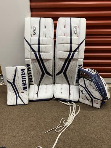 34" 2024 Vaughn V10 Pro Carbon Regular Goalie Full Set Pro Stock (Used)