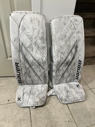 30” + 1 Bauer Vapor X5 Pro Goalie Leg Pads (Used)