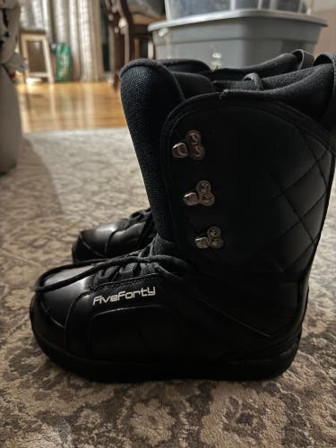 Men's Size M 6.0 (W 7.0) Five Forty Snowboard Boots Stiff Flex All Mountain (Used)