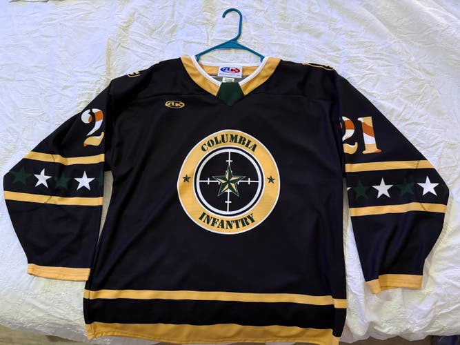 Team-Issued XL Hockey Jersey – Away Black/Gold Camo