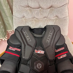 Small Vaughn Velocity V10 Pro Carbon Goalie Chest Protector (Used)