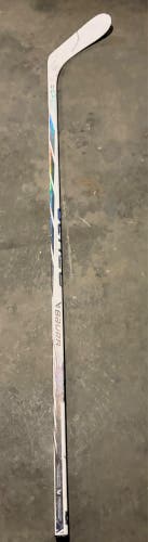 Senior Bauer Proto-R Right Handed Hockey Stick P28 77 Flex (Used)