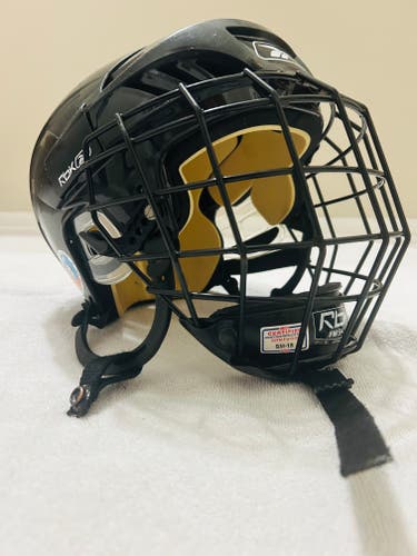Small Reebok 4K Helmet (Used)