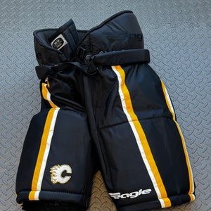 Eagle Aero Pro Hockey Pants size large  Pro Stock (New)