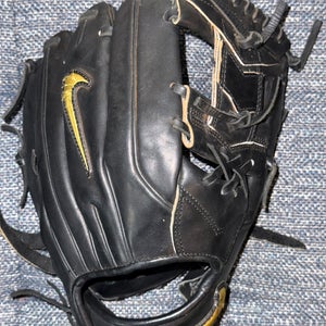 Nike Alpha Huarache RH Infield Baseball Glove 11.25" (New)