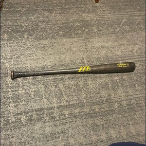 Marucci Pro Cut Maple Bat (-3) 29 oz 32" (Used)