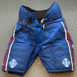 Senior Size 50 Tackla Pro 3000 Hockey Pants (Used)