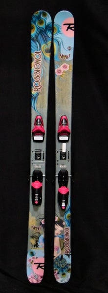 ROSSIGNOL SASSY 7 SKIS SIZE 160 CM WITH BINDINGS