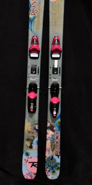 ROSSIGNOL SASSY 7 SKIS SIZE 160 CM WITH BINDINGS | SidelineSwap