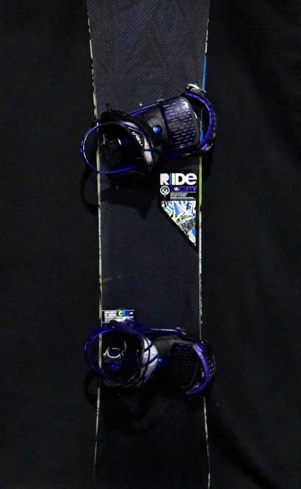 BURTON FLUID SNOWBOARD SIZE 154 CM WITH FLOW LARGE BINDINGS