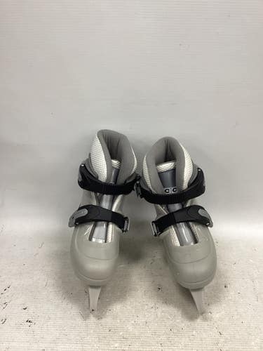 Used CCM ADJUSTABLE Youth Hockey Skate Adjustable 11851-S000042119