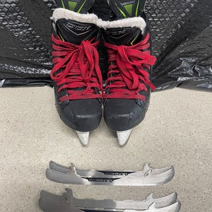 2019 CCM Ribcor 76K Hockey Skates Regular Width Size 1.5 (Used)