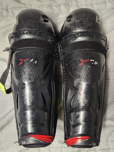 Junior Bauer Vapor X2.9 12" Shin Pads (Used)