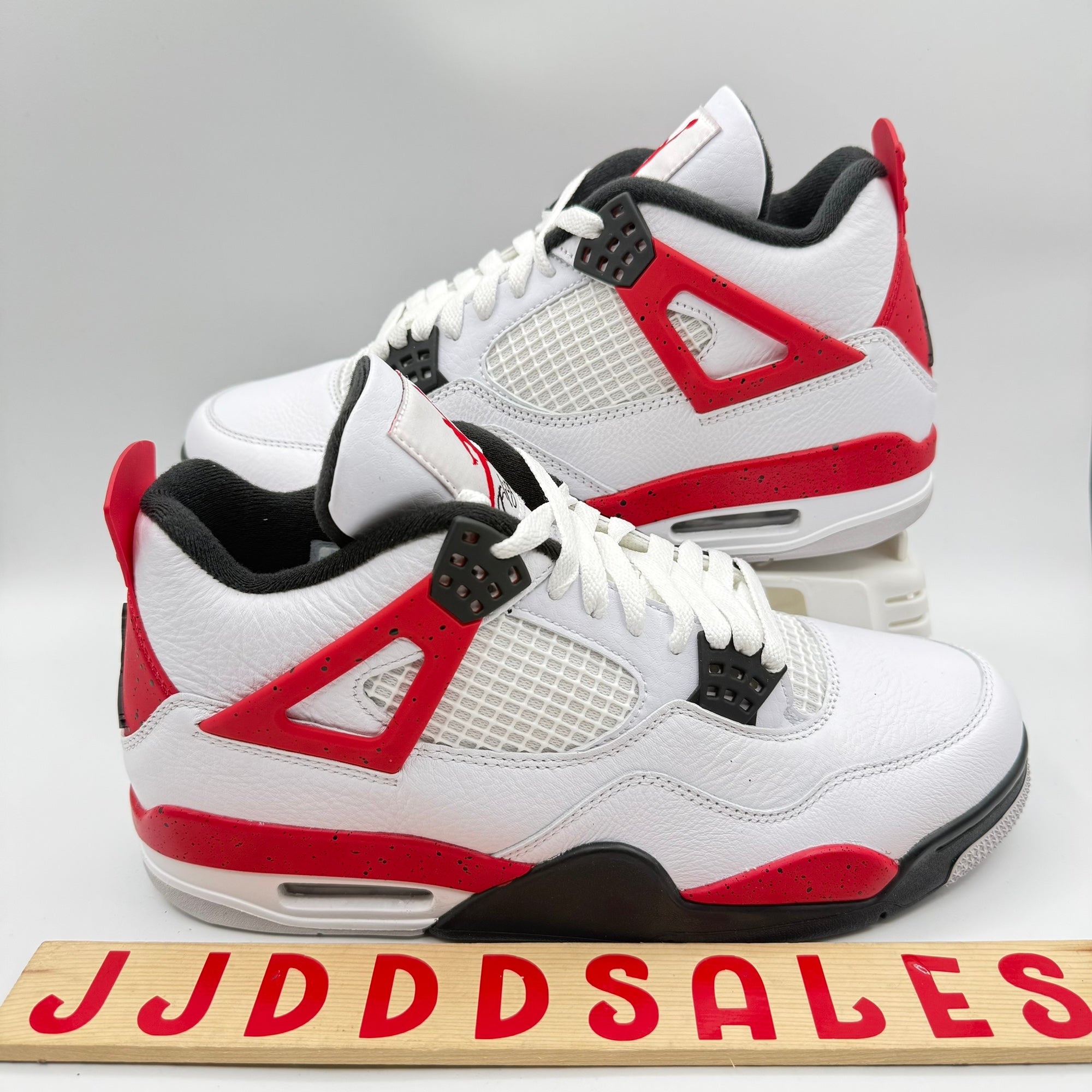 NEW Nike Air Jordan 4 Retro Red Cement Shoes DH6927-161 Size 9 White Red B Grade Air Jordan 4 Retro Red Cement | DH6927-161 | Laced main image 4