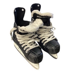 Used Bauer NEXUS 200 Junior Hockey Skate Junior 03 11760-S000086241