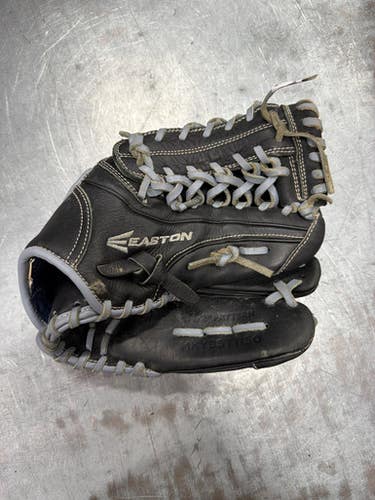 Used Easton MKD BB/SB Glove RH Throw Black 11 1/2" 11337-S000477582