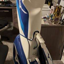 Men's Mizuno Tour Staff Mid Bag (New)