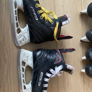Bauer Vapor X350 Hockey Skates Regular Width 13 (Used)