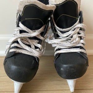 2018 CCM Tacks 9040 Hockey Skates Regular Width 13 (Used)