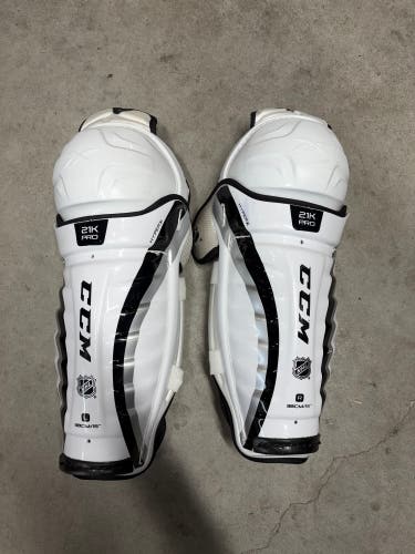 15” Senior CCM 21K Pro Shin Guards (New) Pro Stock