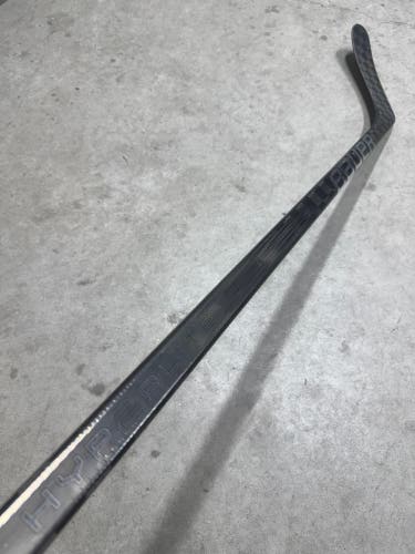 77 Flex Custom P28 Senior Bauer Vapor Hyperlite 2 Left Hand Hockey Stick Pro Stock NHL